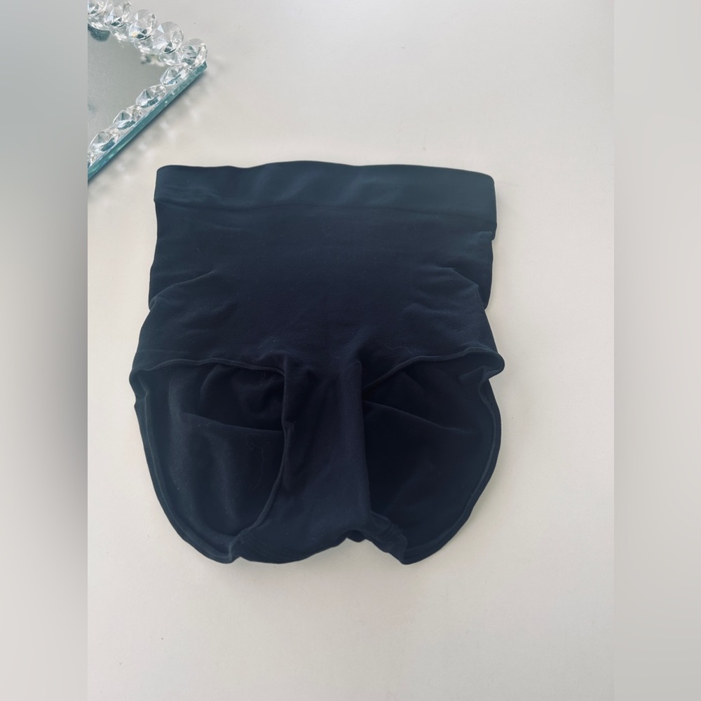 Skims Mid Waist Sculpting Brief